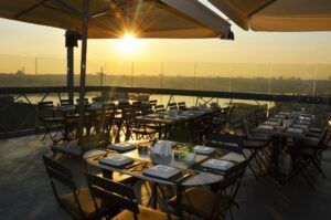 Read more about the article فندق توليب سيتي