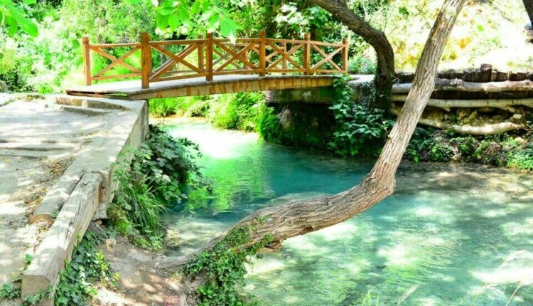 ماذا تفعل في شلال كورليك؟