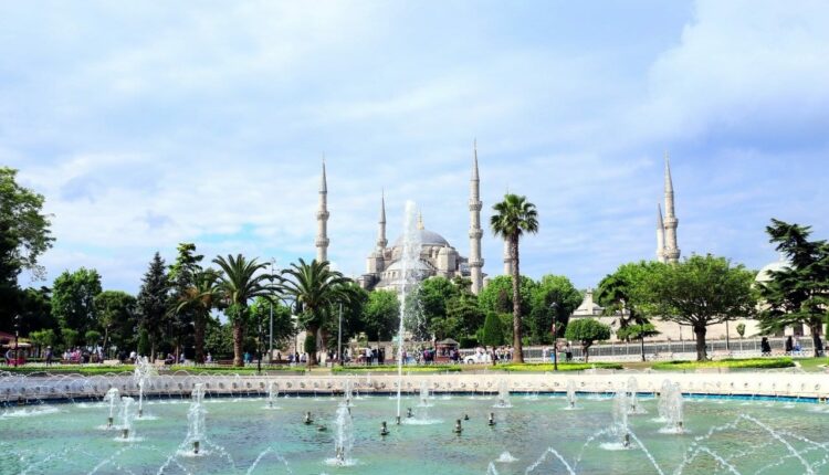 النافورة Çeşme