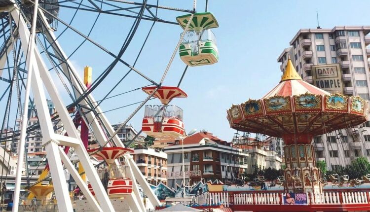 Bostancı Lunaparkı