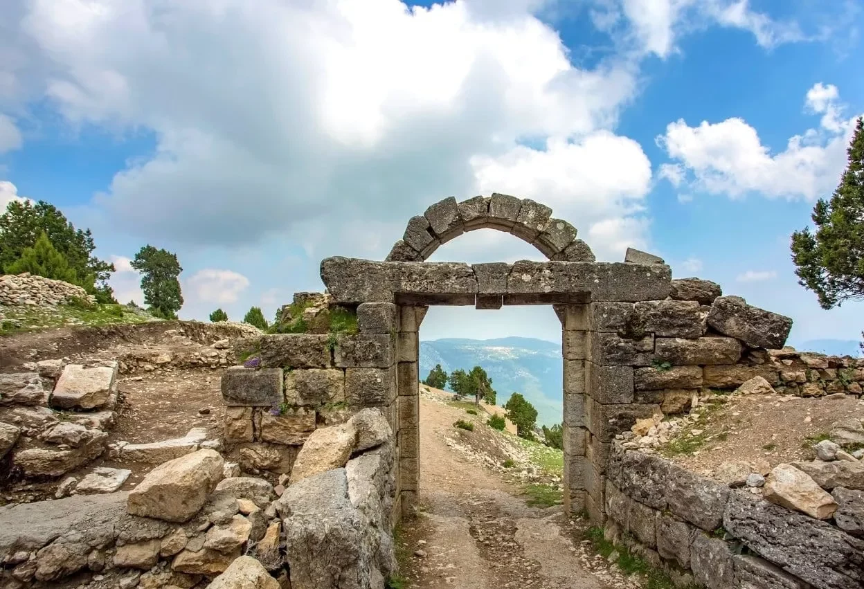 قلعة جوليك أماكن للزيارة في مرسين