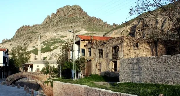 قرية قونية سيل