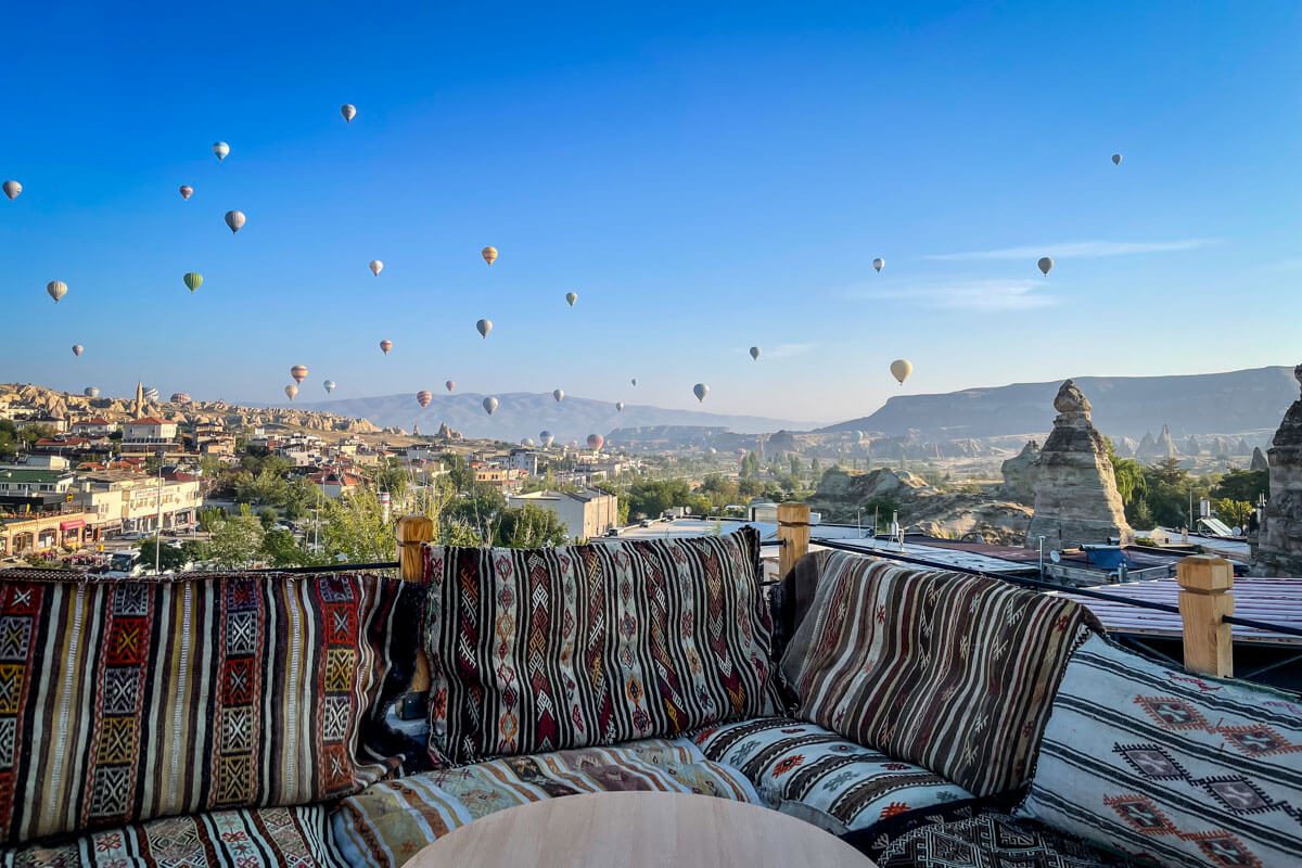 فندق سفن ستون على السطح