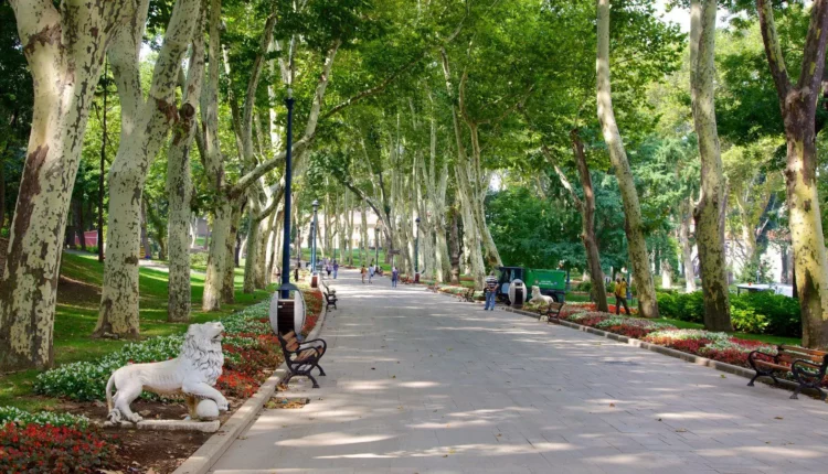 حديقة جولهانه في السلطان أحمد