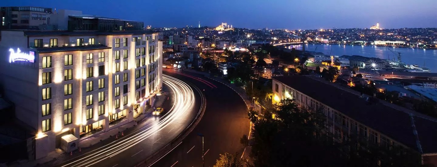 فندق راديسون بلو بيرا