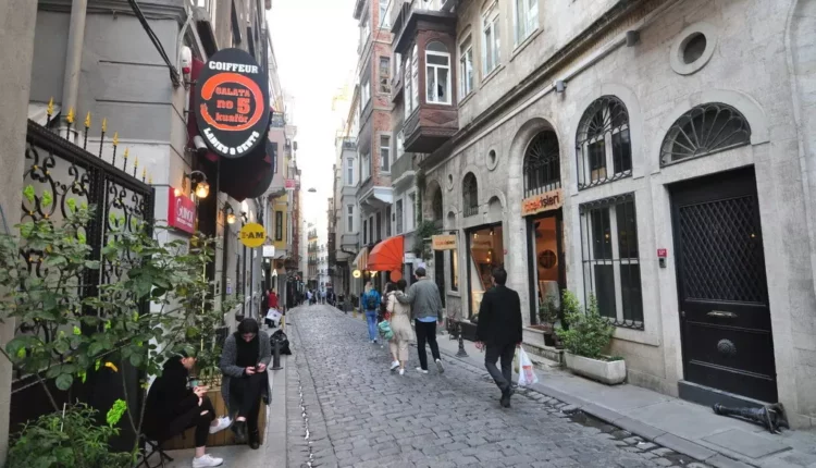 شارع Serdar-i Ekrem