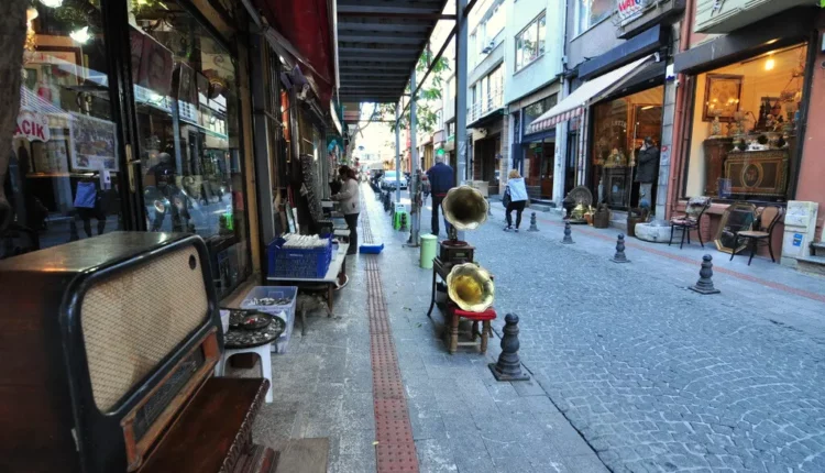 التسوق الأثري في كاديكوي