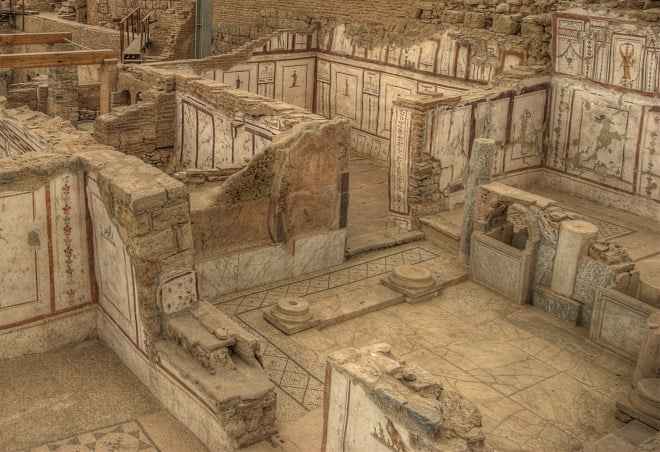 منازل التراس الروماني